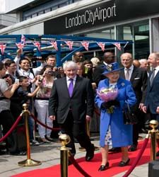 visita_isabel_ii_londoncity.jpg