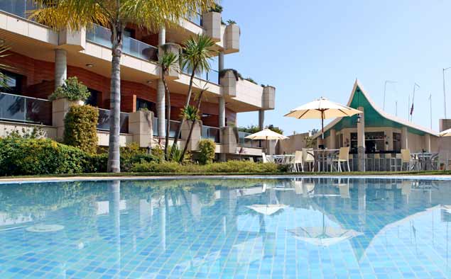 barcelo_estepona_piscina.jpg