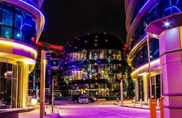 crowne_doha.jpg