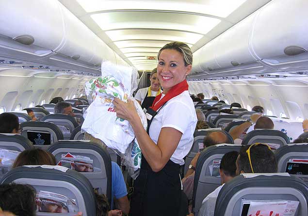 iberia_express_azafata.jpg