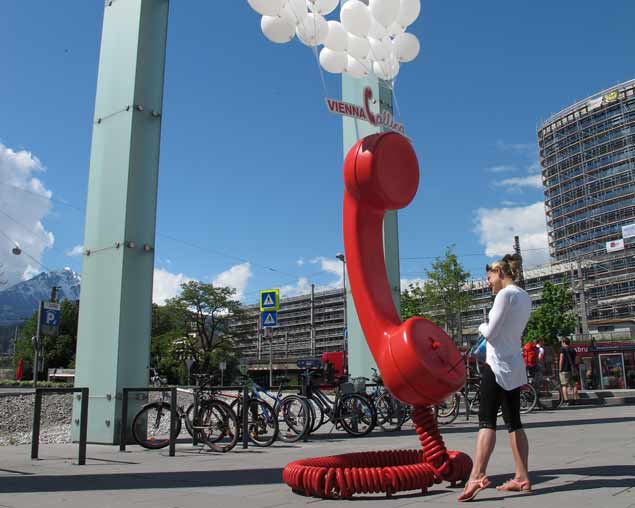 telefono_rojo.jpg