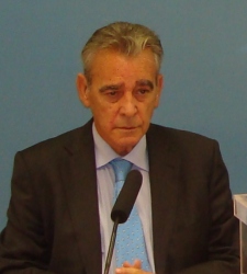 vicenteaznarateval225.JPG