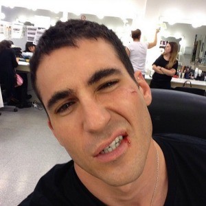 /imag/zeleb/2014/04/11/miguel_angel_silvestre_en_el_capitulo_14_de_velvet.jpg