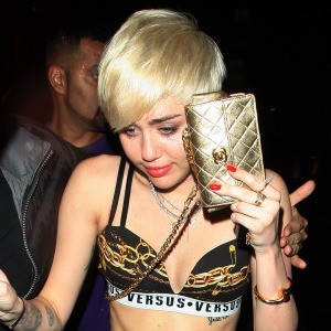 /imag/zeleb/2014/05/09/miley_lo_dio_todo_en_madame_jojo.jpg