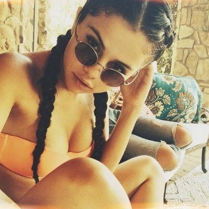 /imag/zeleb/2014/06/30/previa_selena.jpg.jpg