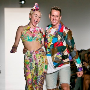 /imag/zeleb/2014/09/11/miley_cyrus_9.jpg