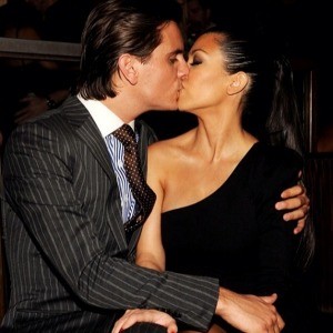 /imag/zeleb/2015/07/07/kourtney_kardashian_y_scott_disick.jpg