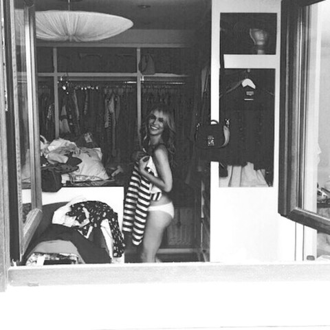 /imag/zeleb/2015/07/22/patricia_conde_y_su_foto_en_ropa_interior_1.jpg